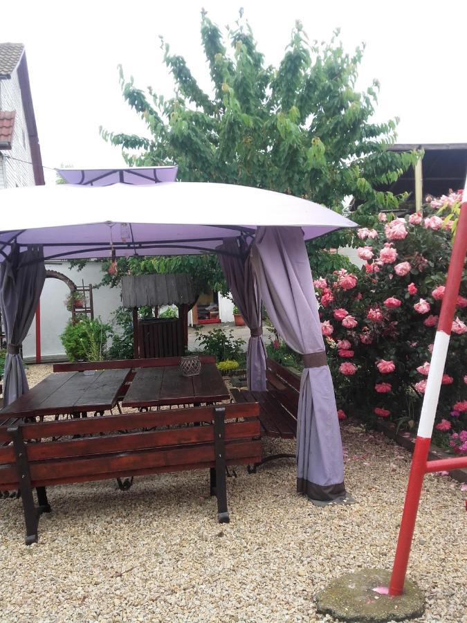 Casa Ellamy Hotell Două Mai Eksteriør bilde