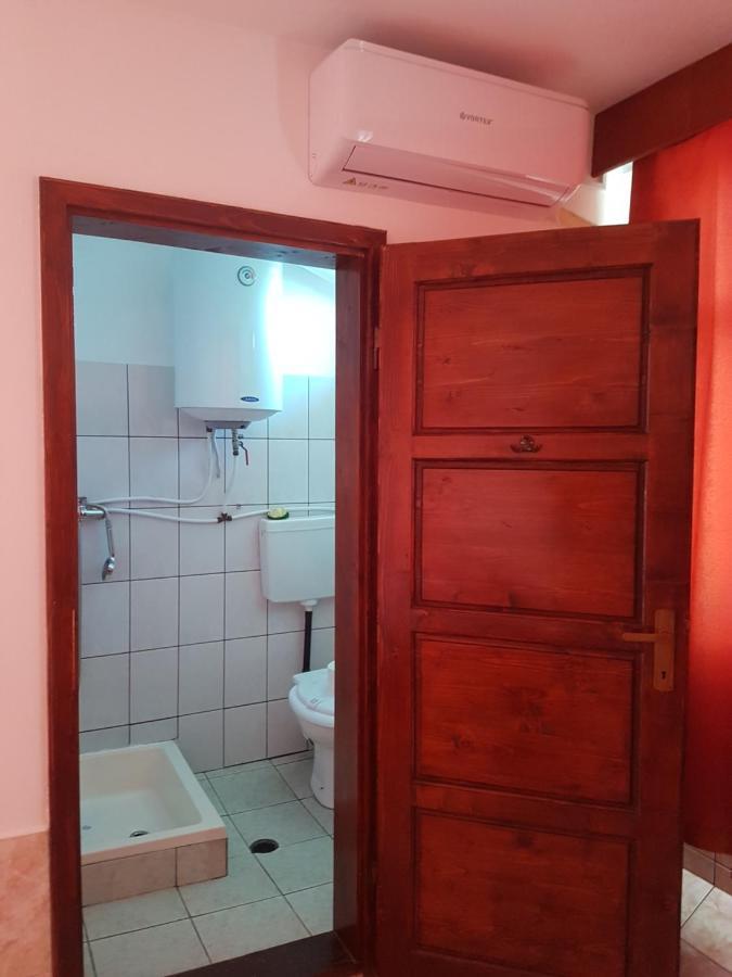 Casa Ellamy Hotell Două Mai Eksteriør bilde