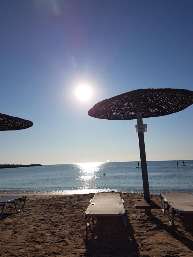 Casa Ellamy Hotell Două Mai Eksteriør bilde