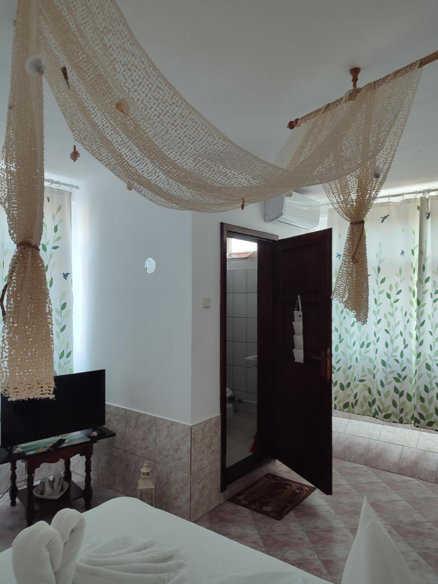 Casa Ellamy Hotell Două Mai Eksteriør bilde
