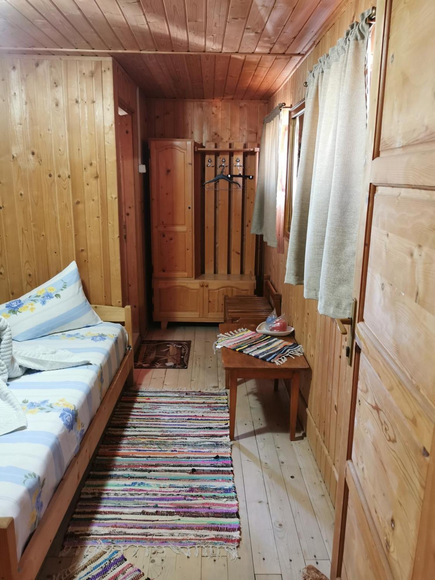 Casa Ellamy Hotell Două Mai Eksteriør bilde