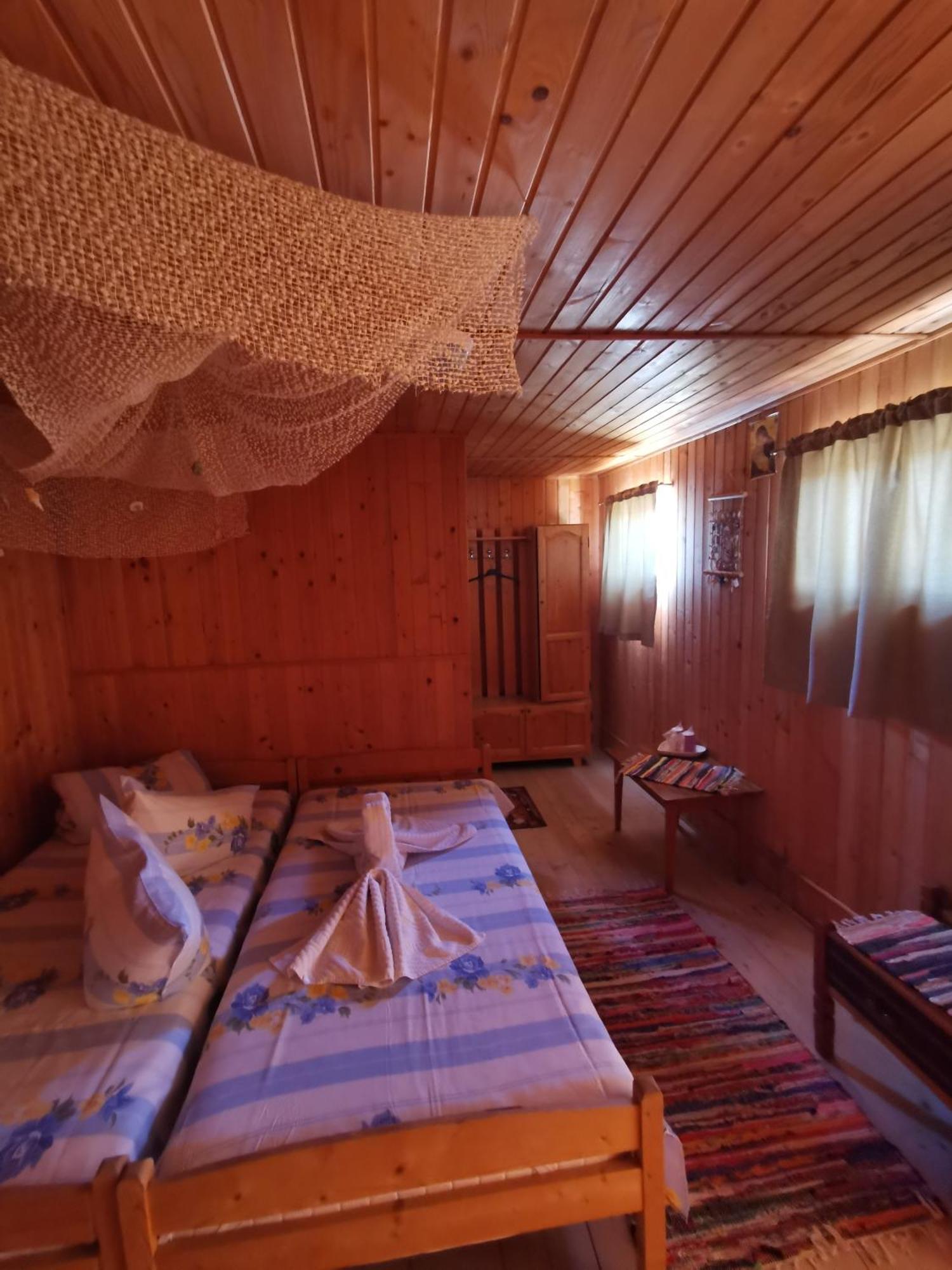 Casa Ellamy Hotell Două Mai Eksteriør bilde