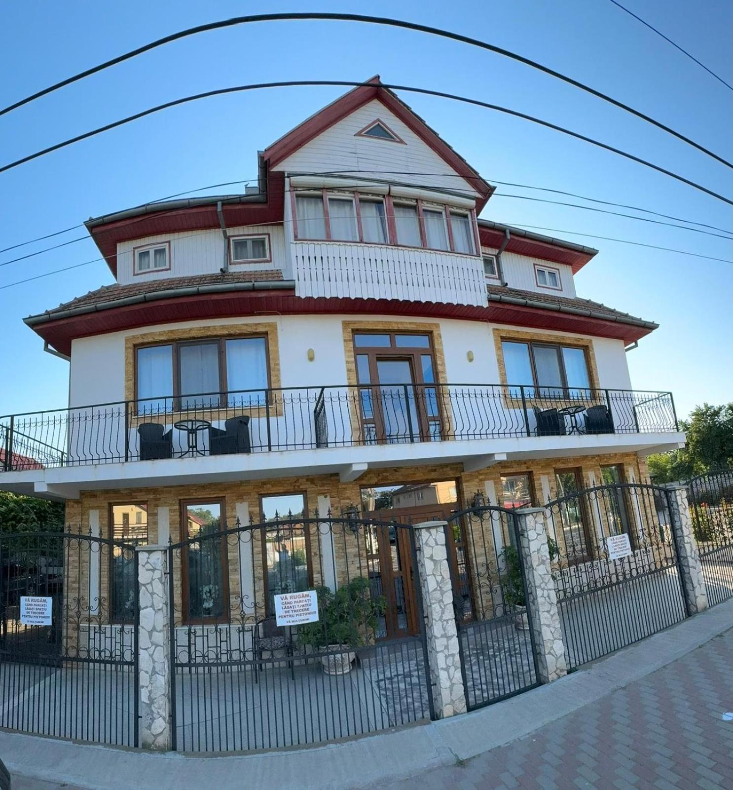 Casa Ellamy Hotell Două Mai Eksteriør bilde
