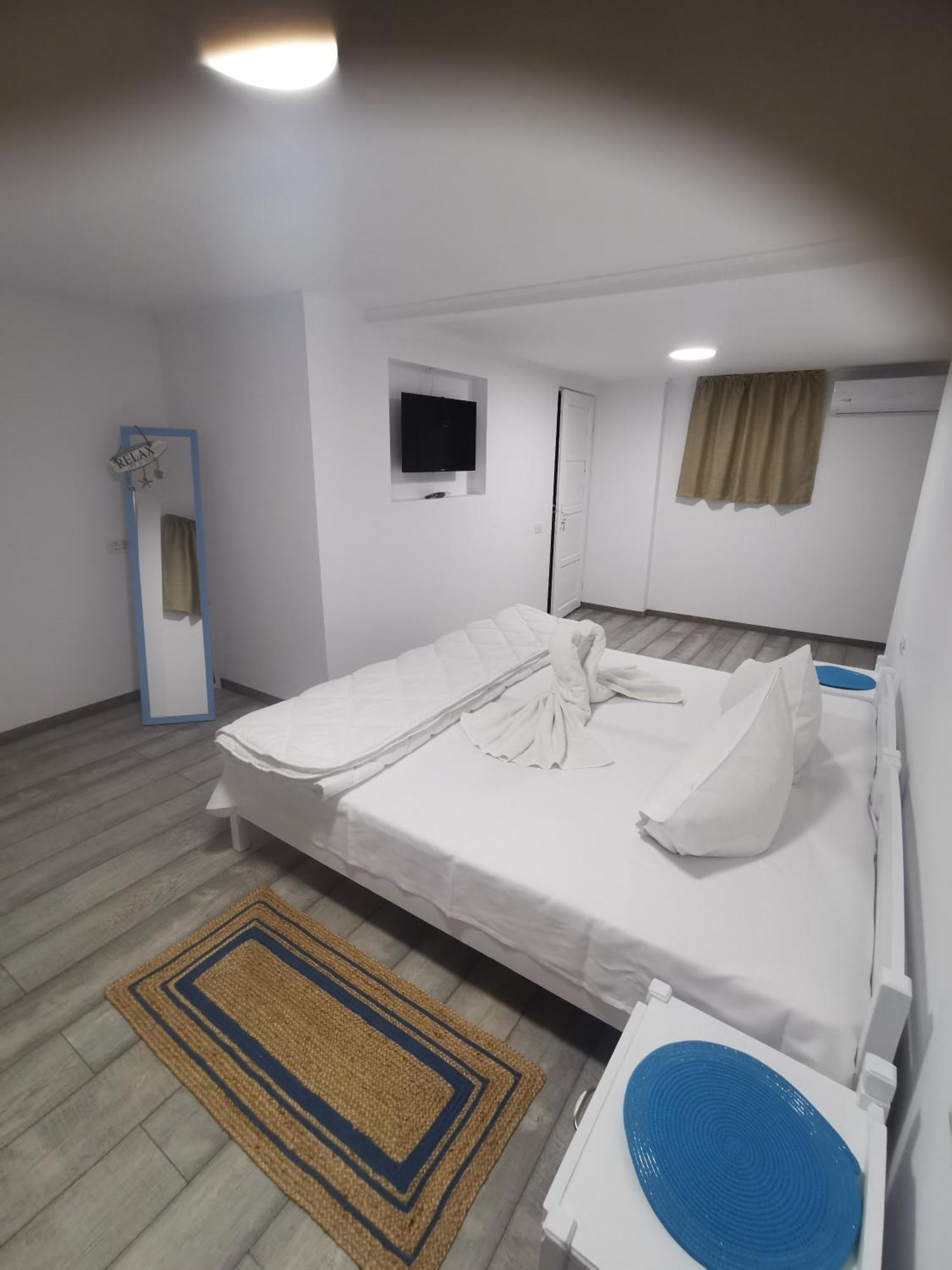 Casa Ellamy Hotell Două Mai Eksteriør bilde