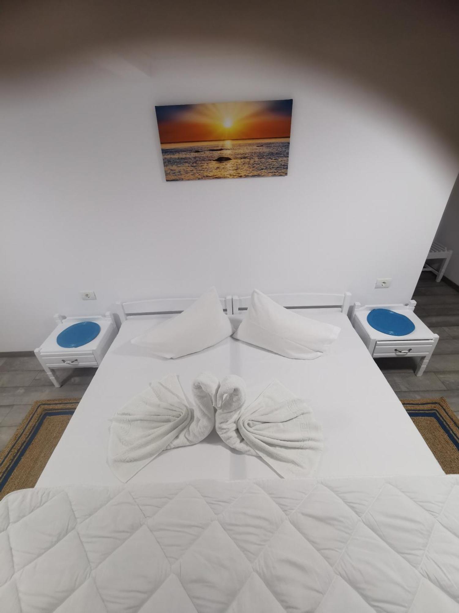 Casa Ellamy Hotell Două Mai Eksteriør bilde